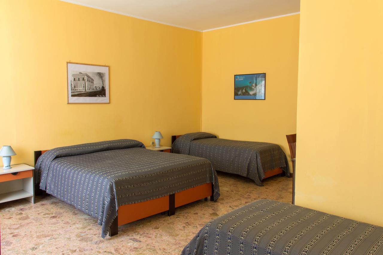 Le Arcate Hotel Praia a Mare Buitenkant foto
