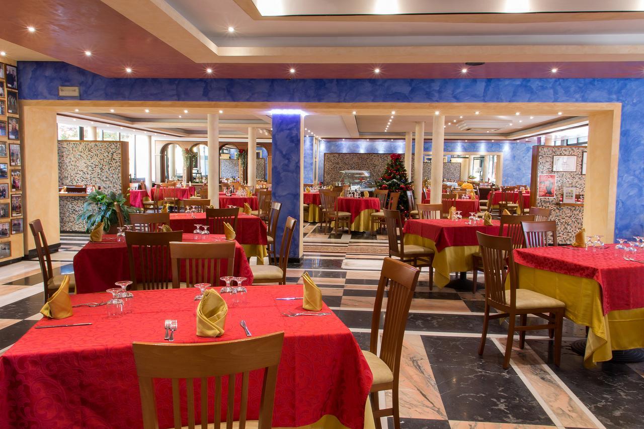 Le Arcate Hotel Praia a Mare Buitenkant foto